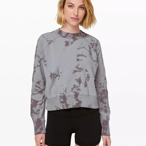 lululemon crewneck